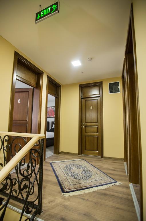 Heartland City B&B Тузла Экстерьер фото