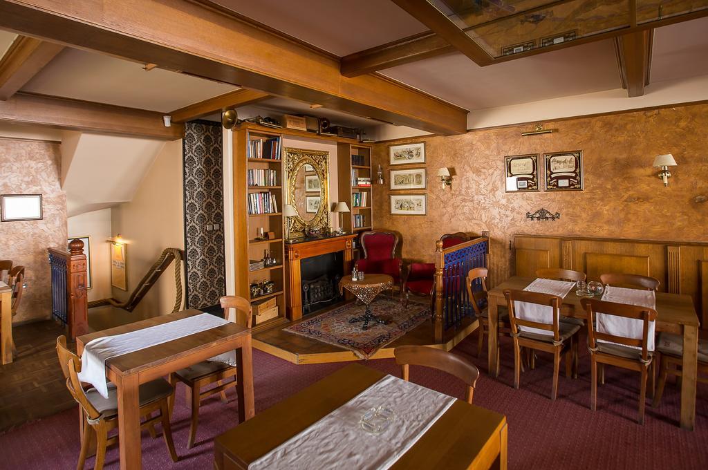 Heartland City B&B Тузла Экстерьер фото