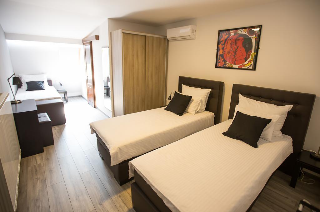 Heartland City B&B Тузла Экстерьер фото